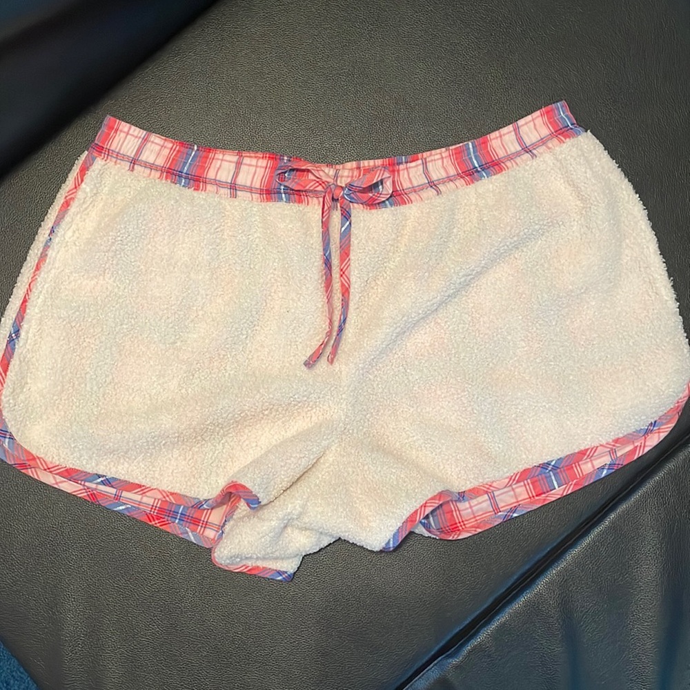 Victoria’s Secret Sherpa pajama shorts - XL